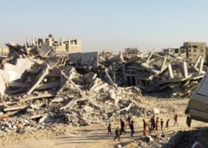 تغيير جغرافي وديموغرافي.. الاحتلال يحشر مليوني فلسطيني في 36% من غزة