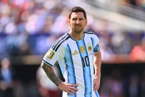 ميسي يتبرّع لإعادة إعمار مناطق الحرائق بمدريد
