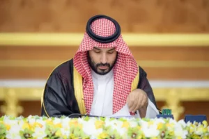 مجلس الوزراء السعودي يُقدّر الدعم الدولي لـ«التحالف البحري الدفاعي»