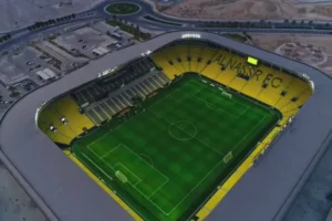 الدرعية يحصل على موافقة اللعب في «الأول بارك» رسميا 