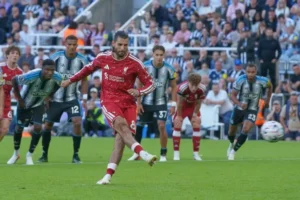 سوبوسلاي يشكر حراس ليفربول على منحه أفضلية ركلات الجزاء
