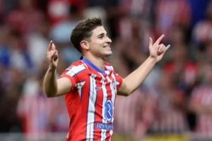 أتلتيكو يغلق الباب أمام برشلونة: ألفاريز لن ينتقل إليه «أبداً»