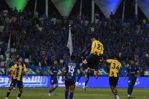 الفتح يخنق الاتحاد بقفاز «شيمبر»