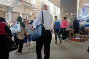 البطالة في مصر تتراجع إلى 5.8%
