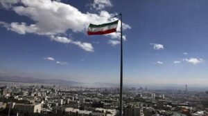 مسؤول إيراني رفيع لـ "تسنيم": أعددنا خطة واسعة للرد على أي جنون أمريكي محتمل ضد إيران