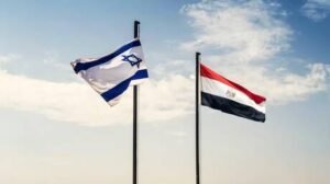 نائب إسرائيلي سابق: اتفاقية السلام مع مصر مجرد "حبر على ورق" ولا تمنع الحرب