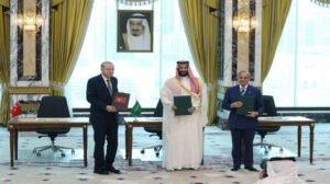 باكستان تكشف موعد ومكان الاجتماع الافتتاحي للجنة الدفاعية بموجب "اتفاقية مكة".. من سيشارك؟