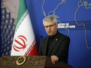 إيران: لا محادثات مع أمريكا حاليا ولا تغيير بهرمز في ظل الحصار
