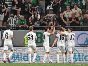 شاهد.. ريال مدريد يهزم فيرينتسفاروش وديا في ليلة الوفاء لبوشكاش
