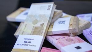 اقتصاد سوريا 2026.. زخم التعافي يصطدم باختبار "سويفت" والإصلاح المصرفي