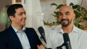 لم يحتمل شهرا مما احتملته أمه لعقود.. وليد الركراكي يستعيد ليالي "أورلي"