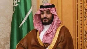 ولي العهد السعودي يطلق أولى سيارات "إكزوبوت" الكهربائية محلية الصنع