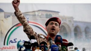 "أنصار الله" ترد على اتهامات استهداف مكة: عملياتنا بعيدة عن المشاعر المقدسة