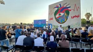 من الركام إلى غينيس… طرابلس شمالي لبنان تصنع قلبا من مواد معاد تدويرها