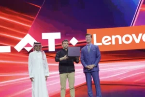 «لينوفو» تكشف في «ليب 26» عن أول حاسوب محمول تصنعه في السعودية