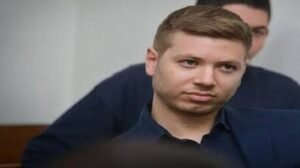 "رقم الشقة كان فخاً".. نتنياهو يكشف حقيقة إجلاء نجله بمساعدة أمريكية