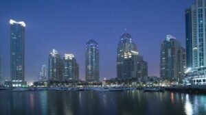 انخفاض عدد السياح في دبي بنسبة 44% خلال الأشهر الثمانية الأولى من 2026
