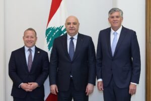 عون يدعو الولايات المتحدة للضغط على إسرائيل لتنفيذ اتفاق وقف إطلاق النار