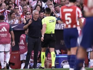 ريال مدريد ظُلم تحكيميا أمام أتلتيكو.. لجنة الحكام تؤيد مورينيو رغم تصريحاته اللاذعة