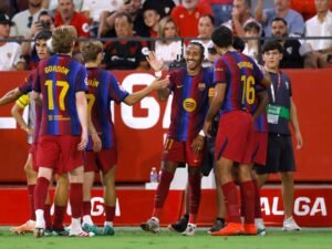 بعد 14 عاما.. برشلونة يهدد رقم ريال مدريد التاريخي في الليغا
