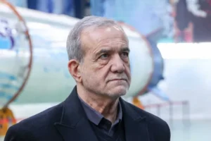 الرئيس الإيراني: التفاوض مع الولايات المتحدة لا طائل منه