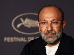 المخرج الإيراني أصغر فرهادي ينتقد هوليوود: "من طلب منكم أن تأتوا وتنقذونا؟"