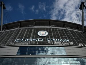 لجنة برلمانية بريطانية تطالب بتدقيق ضريبي في قضية مانشستر سيتي