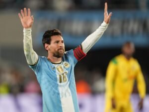 "أفتقد القميص بالفعل".. رسالة ميسي بعد وداع منتخب الأرجنتين