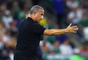 "جنوني ومهين".. لموشي يكشف كواليس تجربته مع منتخب تونس